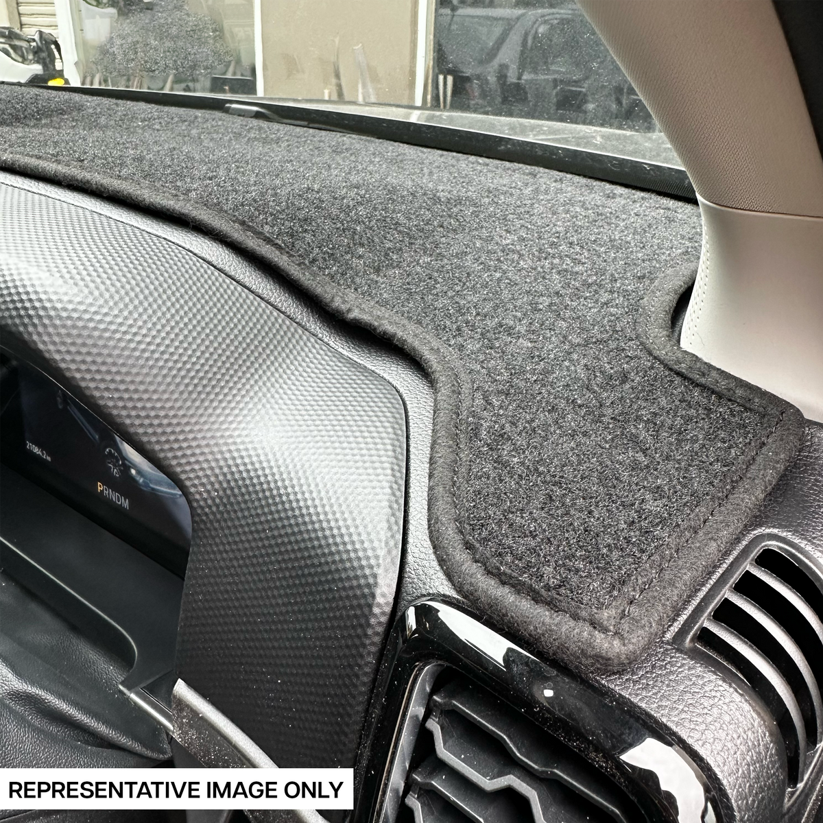 GMC Sierra Denali 1500/2500 2020-2023 | MUDTAMER Dash Mat
