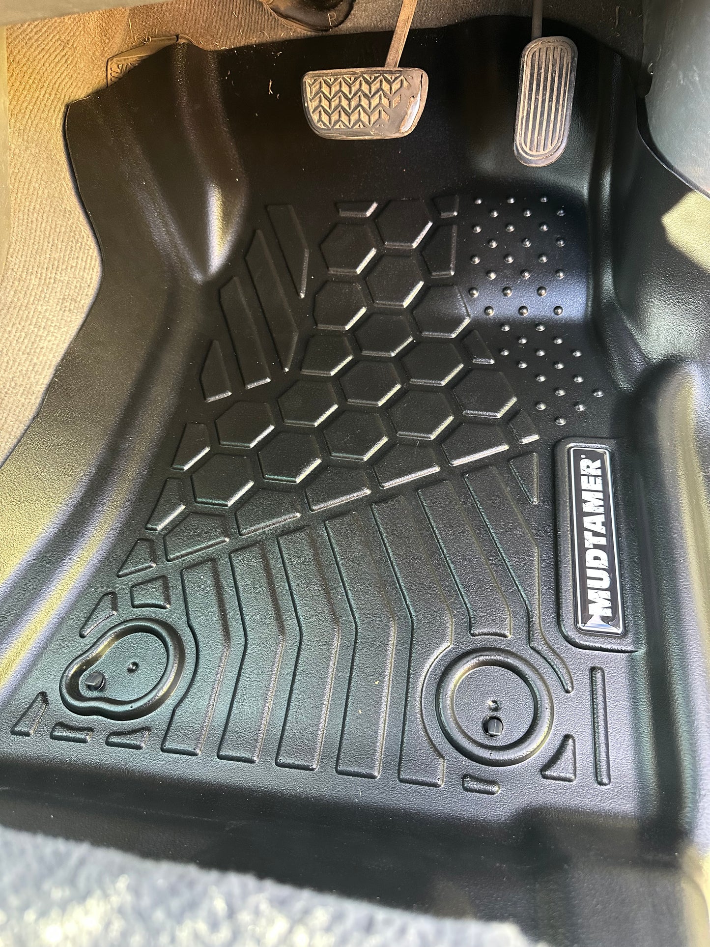 Toyota Hilux 2005-2015 | MUDTAMER Floor Mats