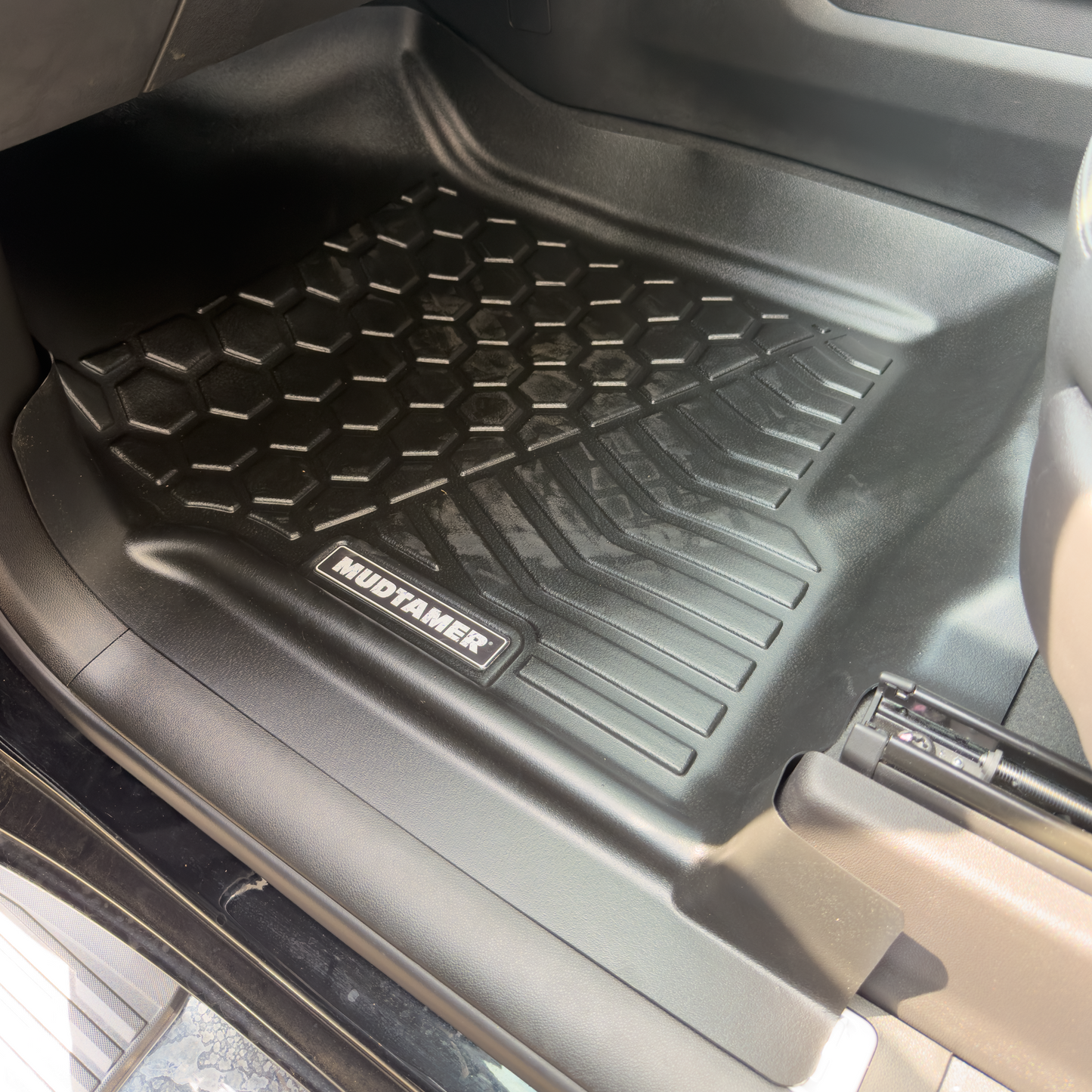 Chevrolet Silverado 2500 2021+ | MUDTAMER Floor Mats