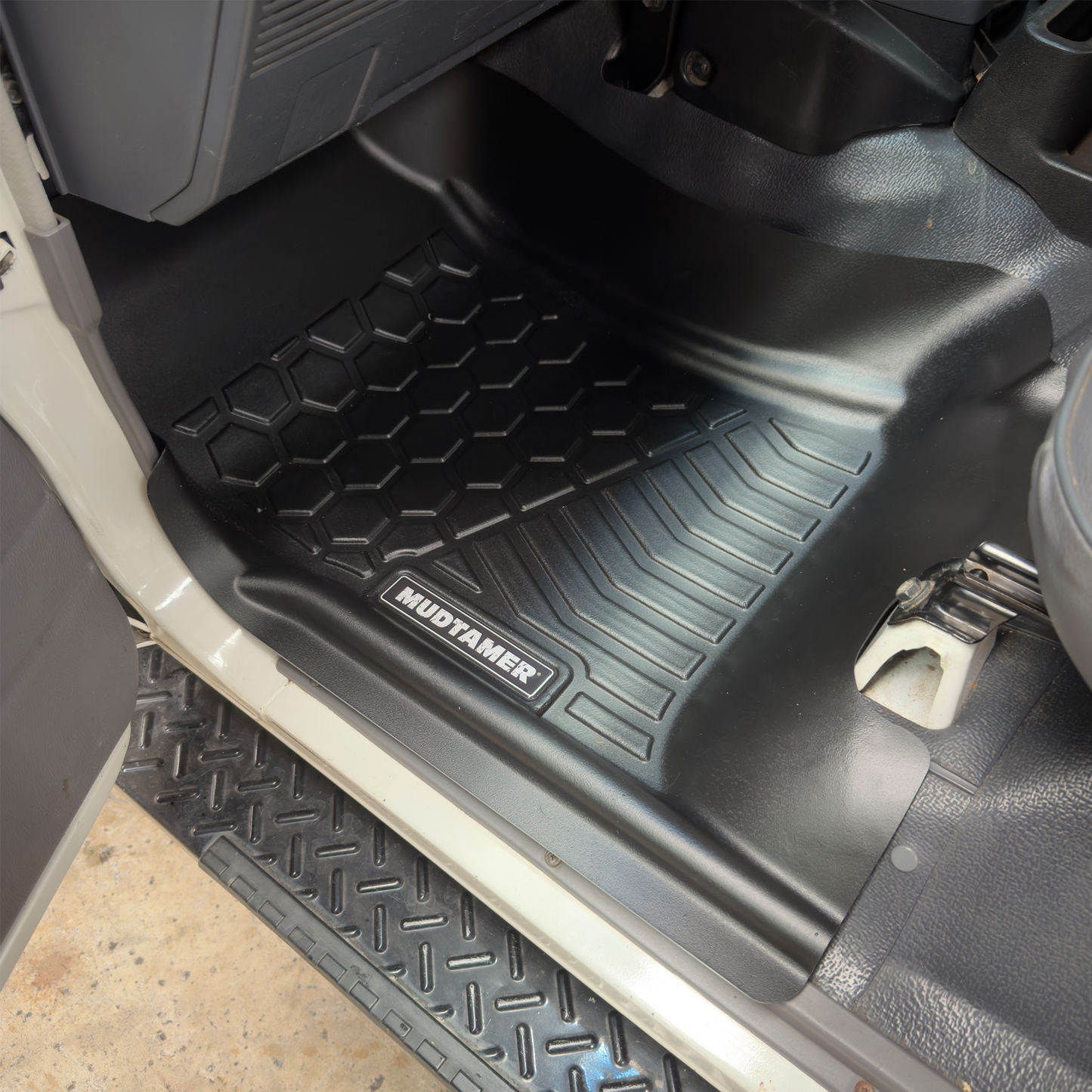 Toyota Landcruiser 78 Series / Troop Carrier 1999-2016 | MUDTAMER Floor Mats